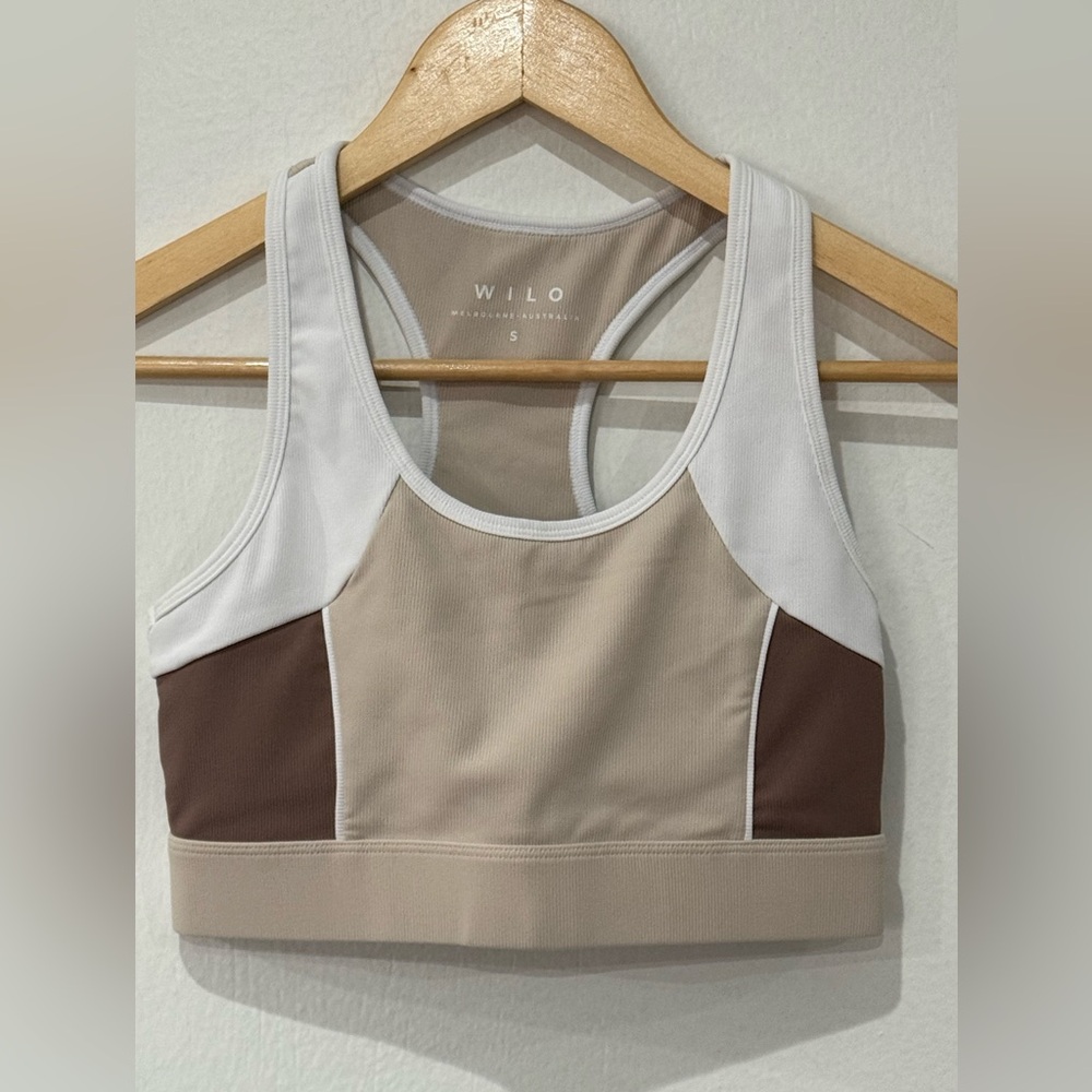 Wilo sports bra